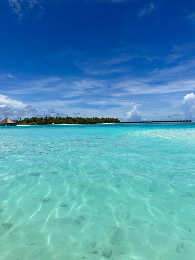 Beach House Dhiffushi Exterior photo